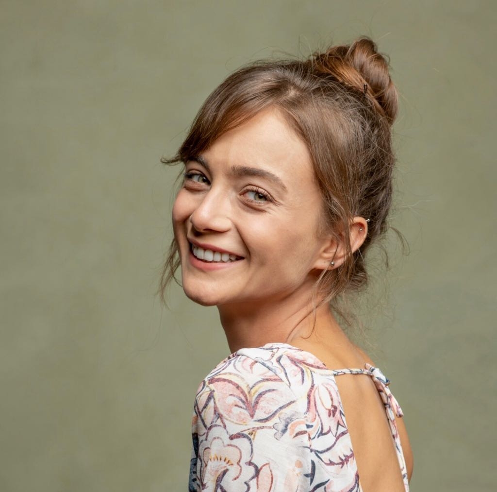 Dizi Ve Sinema Oyuncusu Damla Sönmez