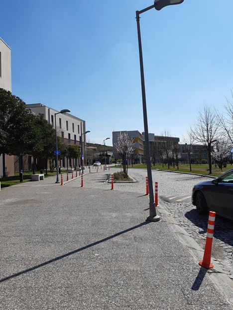 Özyeğin Üniversitesi yurt 2 girişinden yurt 4 görünümü