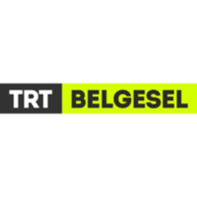 TRT BELGESEL Siyah bir dikdörtgen içinde beyaz TRT yazısı ve yanında fosforlu sarı zemin üzerinde siyah, kalın harflerle BELGESEL ibaresinden oluşan yatay logo.